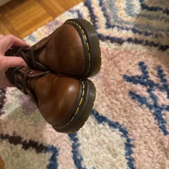 Dr Martens 1460 WOMEN'S FAUX FUR LINED LACE UP BOOTS Butterscotch Size L 7 - Picture 9 of 14